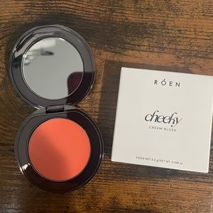 Róen Cheeky Blush. Peach Flush. Soft peach. New in Box